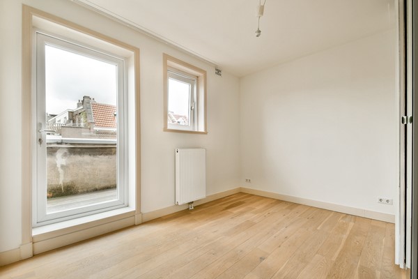 Medium property photo - Ruysdaelstraat 59-4, 1071 XB Amsterdam
